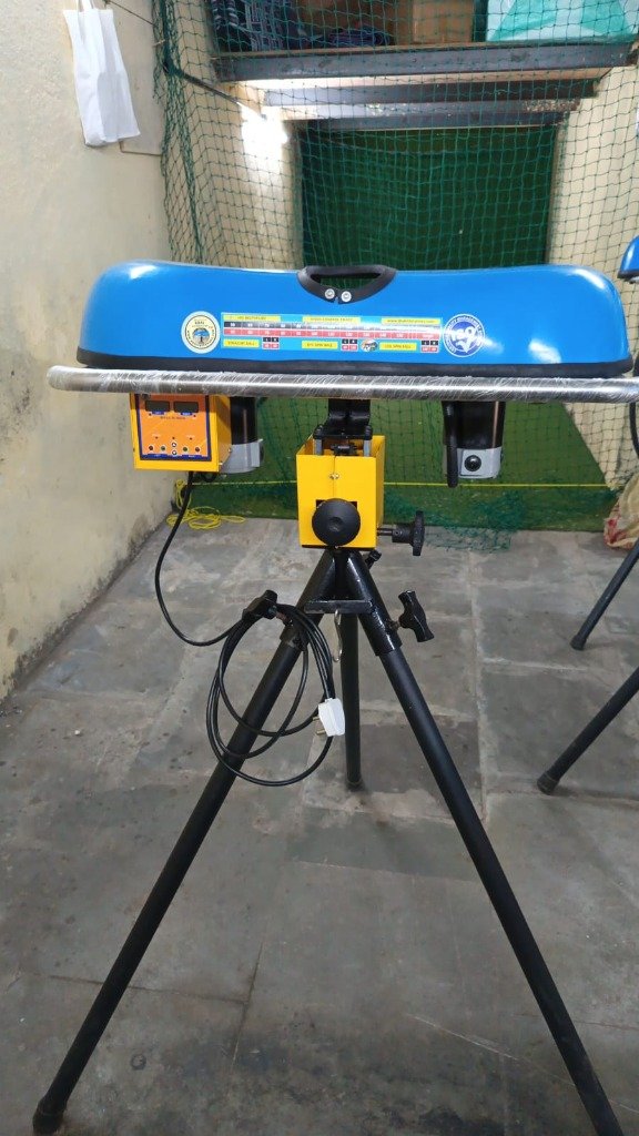 RBAL D10 Bowling Machine